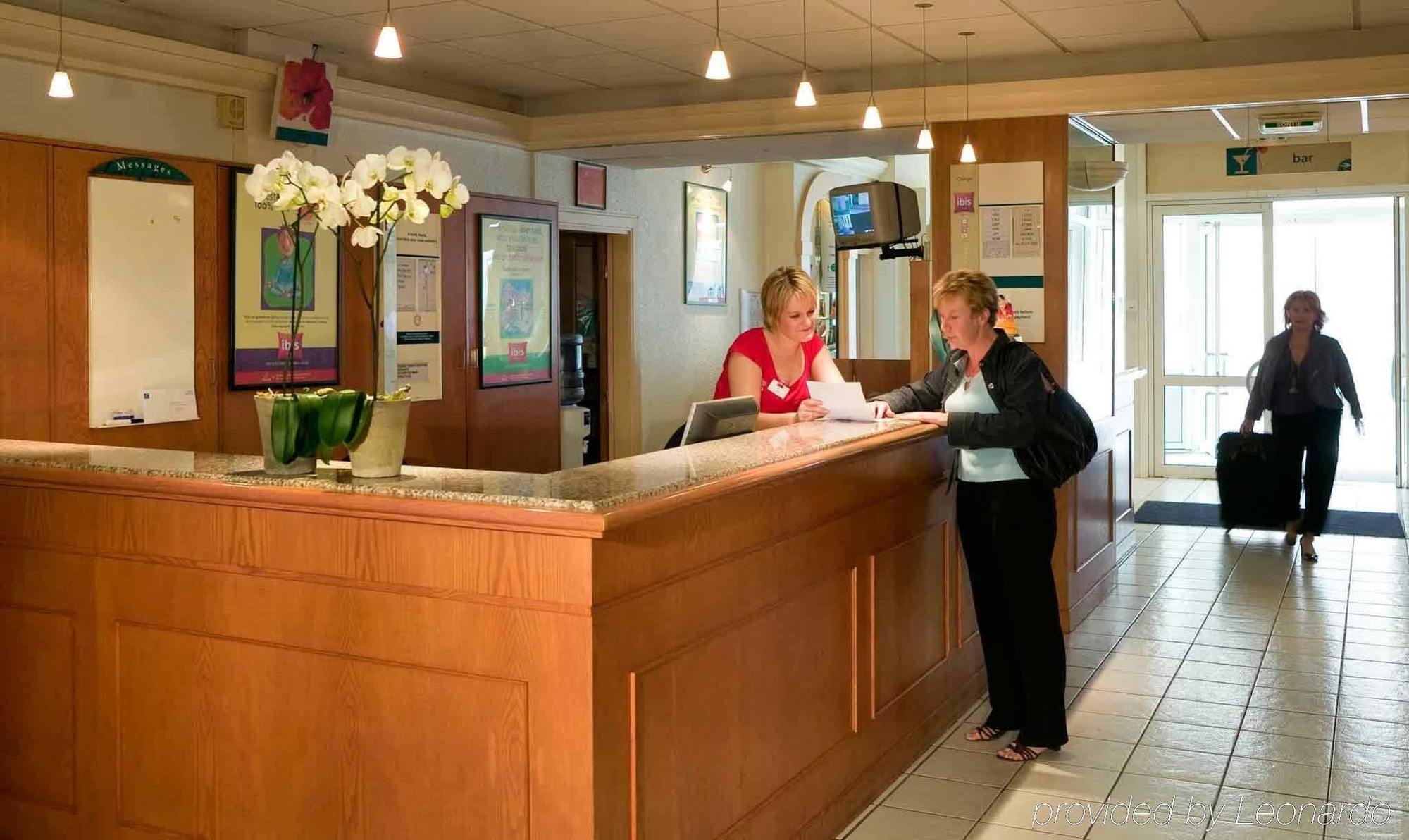 B&B Hotel Reims Centre Erlon Bagian luar foto